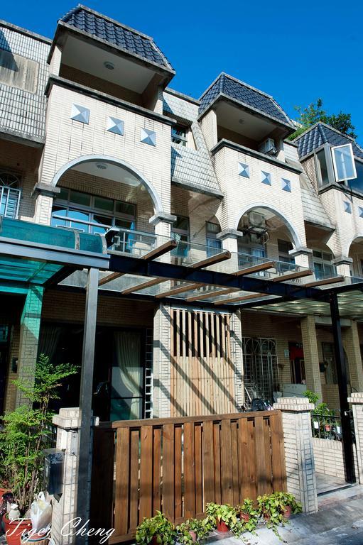Shire Homestay Luodong Exteriör bild