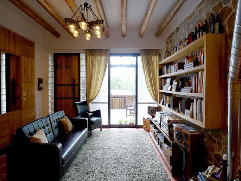 Shire Homestay Luodong Exteriör bild